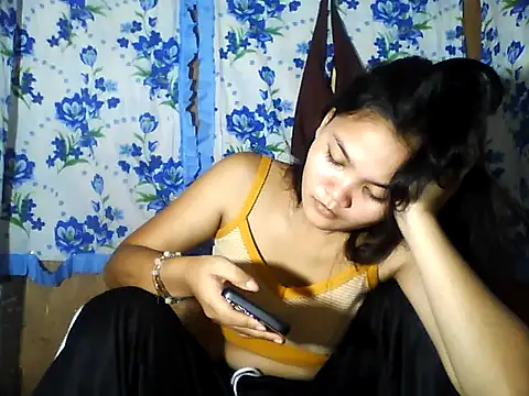 PinaySkinnyJust18 online show from 05/10/26, 12:36