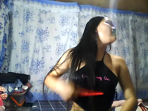 PinaySkinnyJust18 online show from 03/25/26, 10:25