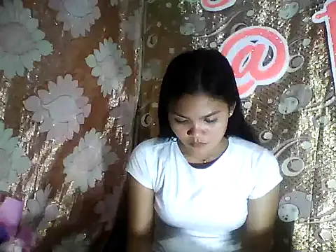 PinaySkinnyJust18 online show from 02/11/26, 11:43