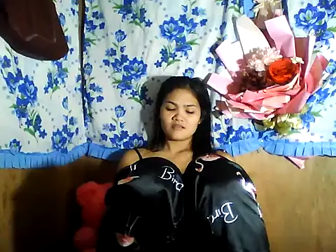 PinaySkinnyJust18 online show from 05/23/26, 07:13