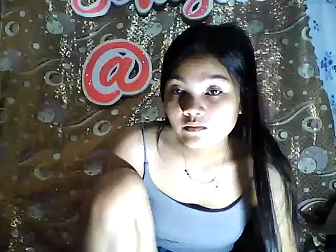 PinaySkinnyJust18 online show from 02/13/26, 10:21