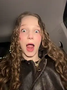 outside rosy online show from 03/10/26, 04:33