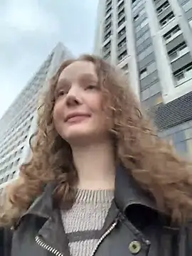 outside rosy online show from 04/04/26, 04:13