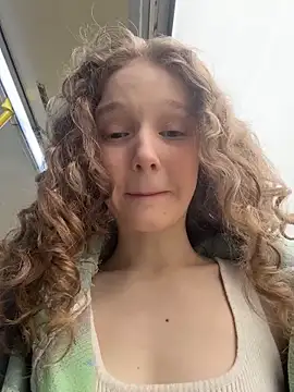 outside rosy online show from 03/29/26, 03:24