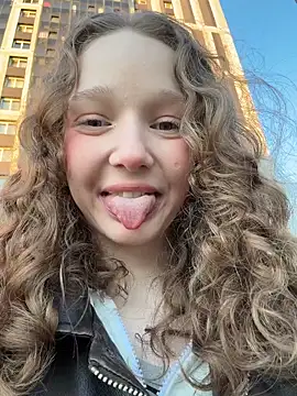 outside rosy online show from 04/09/26, 04:35