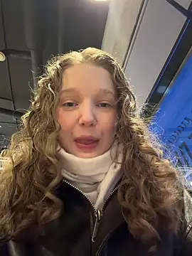 outside rosy online show from 03/23/26, 04:51