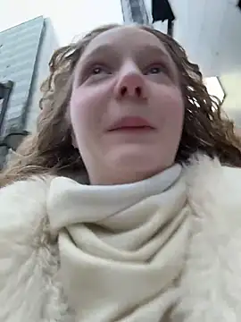 outside rosy online show from 03/19/26, 02:50