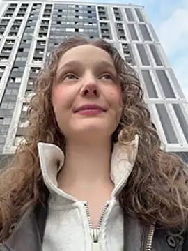 outside rosy online show from 04/12/26, 04:21