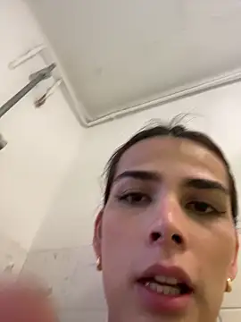 Lily WellGifted online show from 04/21/26, 10:44