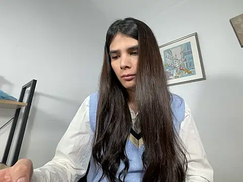 Snapshot of Lily_WellGifted chatting on 02/12/26, 12:38 Lily WellGifted online show from 02/12/26, 12:38