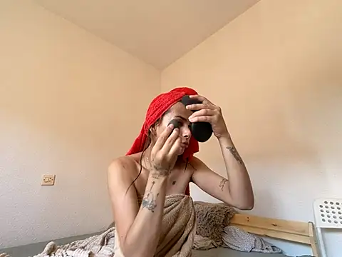 Lily WellGifted online show from 05/17/26, 02:17