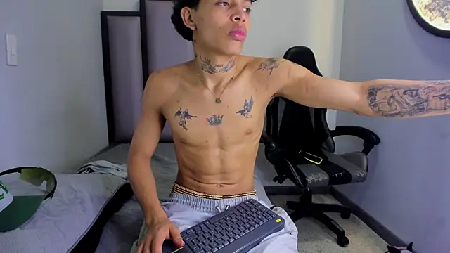 Dogan Renzo0 online show from 02/26/26, 11:49