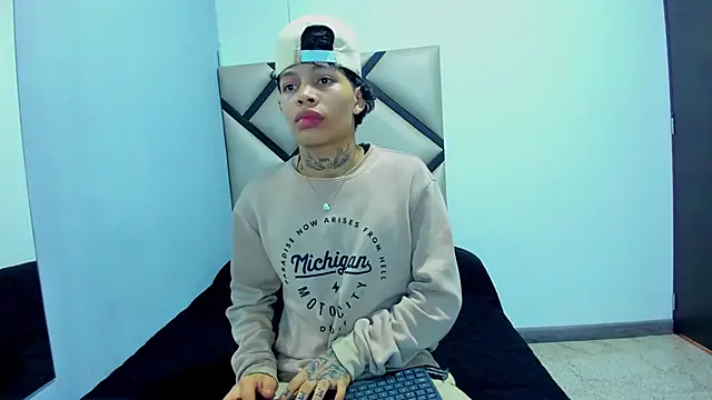 Dogan Renzo0 online show from 03/01/26, 10:48