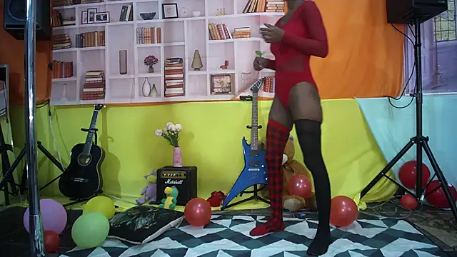 Snapshot of saucychocolate chatting on 02/14/26, 09:37 saucychocolate online show from 02/14/26, 09:37