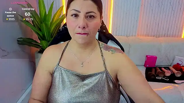 angele roux tp online show from 04/08/26, 01:12