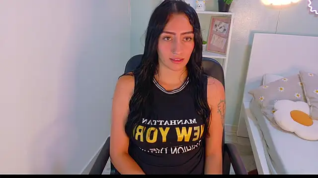 Snapshot of AmmyRouse__ chatting on 02/04/26, 11:16 AmmyRouse online show from 02/04/26, 11:16