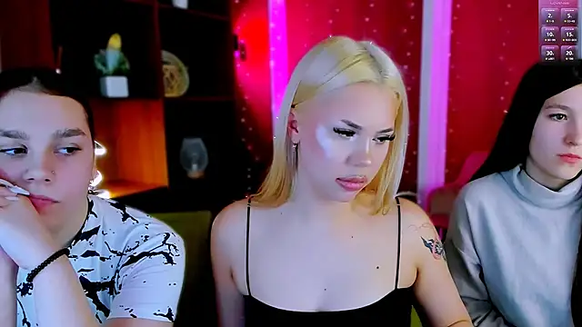 Snapshot of alexa_bonni chatting on 02/26/26, 06:46 alexa bonni online show from 02/26/26, 06:46