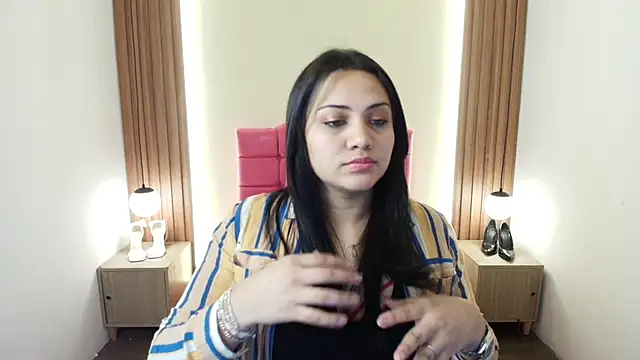 IvonneRoss  online show from 02/27/26, 12:16