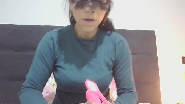 Dolcezzastella online show from 02/12/26, 07:52