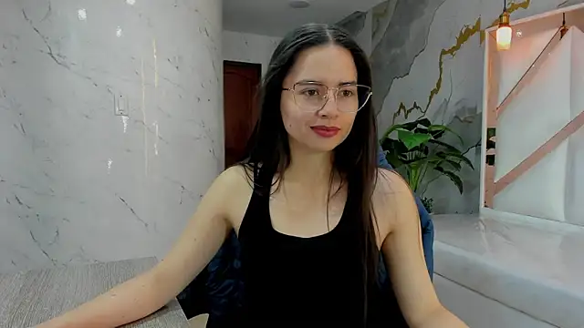 Qetsyah tf online show from 05/06/26, 01:37