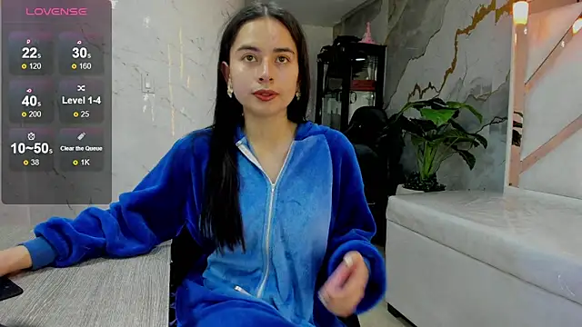 Qetsyah tf online show from 04/25/26, 12:52