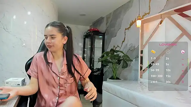 Qetsyah tf online show from 03/28/26, 01:23