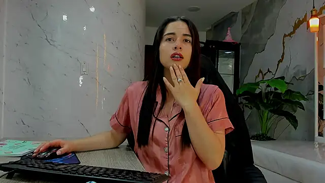 Qetsyah tf online show from 04/12/26, 02:48