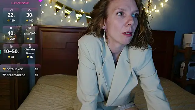 Snapshot of Daisy_Lovely chatting on 06/03/26, 04:13 Daisy Lovely online show from 06/03/26, 04:13