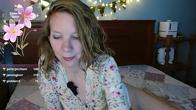 Snapshot of Daisy_Lovely chatting on 07/06/26, 04:19 Daisy Lovely online show from 07/06/26, 04:19