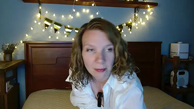 Daisy Lovely online show from 06/01/26, 04:35