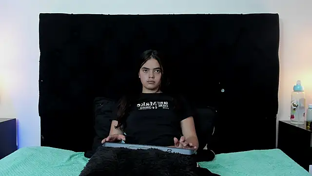 queen missy online show from 04/10/26, 08:16