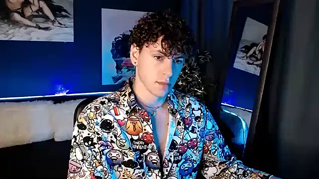 Snapshot of TylerGibson chatting on 07/08/26, 04:24 TylerGibson online show from 07/08/26, 04:24