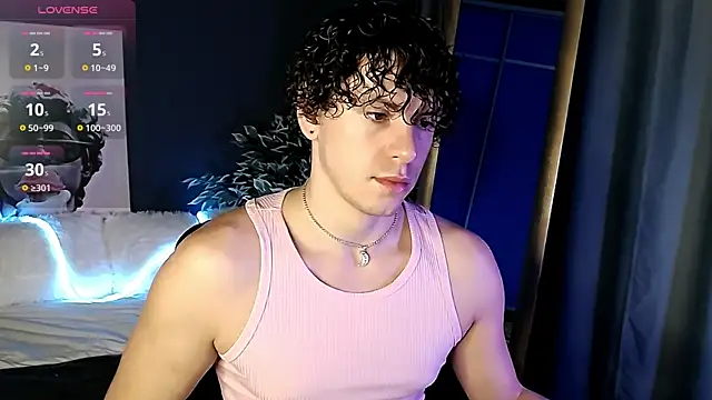 Snapshot of TylerGibson chatting on 06/16/26, 03:28 TylerGibson online show from 06/16/26, 03:28