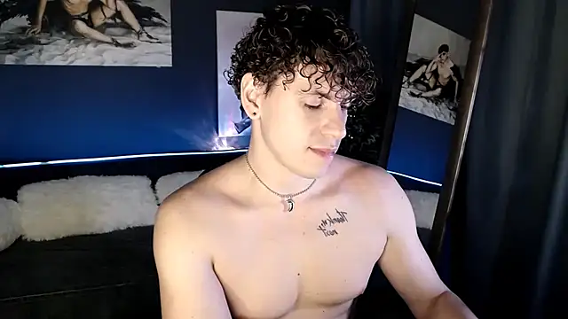 Snapshot of TylerGibson chatting on 07/18/26, 07:22 TylerGibson online show from 07/18/26, 07:22