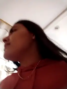 Snapshot of Catalinna_03 chatting on 02/19/26, 12:24 Catalinna 03 online show from 02/19/26, 12:24