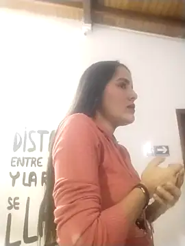 Snapshot of Catalinna_03 chatting on 02/12/26, 12:16 Catalinna 03 online show from 02/12/26, 12:16