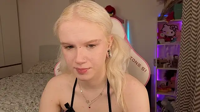 Mia WaterFall online show from 03/14/26, 03:23