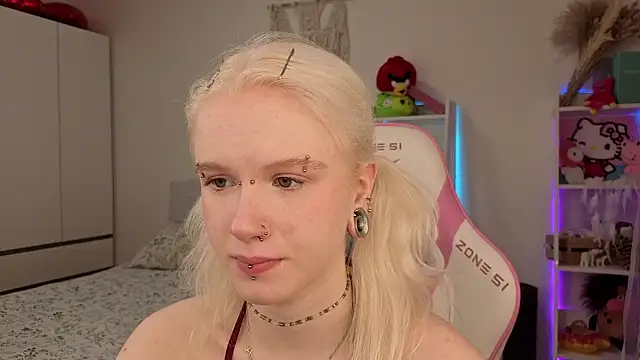 Mia WaterFall online show from 03/13/26, 03:11