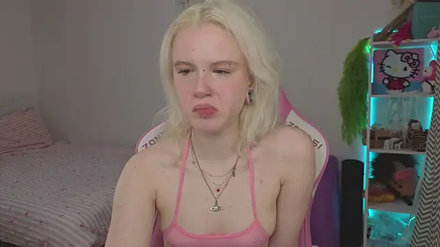 Mia WaterFall online show from 04/16/26, 03:29