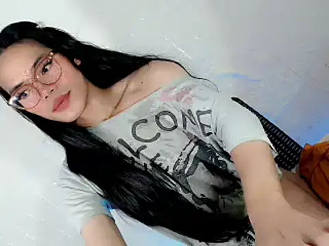 Urhotfucking veronica1 online show from 04/04/26, 05:30