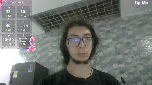 Snapshot of GaahlFrost chatting on 06/16/26, 01:38 GaahlFrost online show from 06/16/26, 01:38