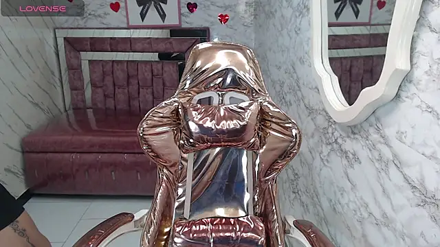 Snapshot of Melisa_v chatting on 02/11/26, 08:20 Melisa v online show from 02/11/26, 08:20