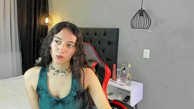 isabella nowa online show from 02/23/26, 11:55