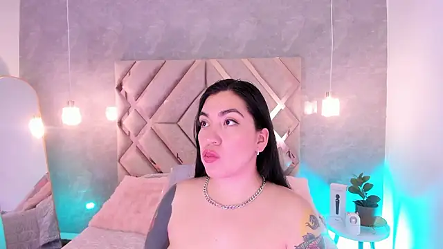 KathiaJenner online show from 02/20/26, 12:07