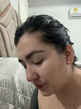 KathiaJenner online show from 02/28/26, 11:43