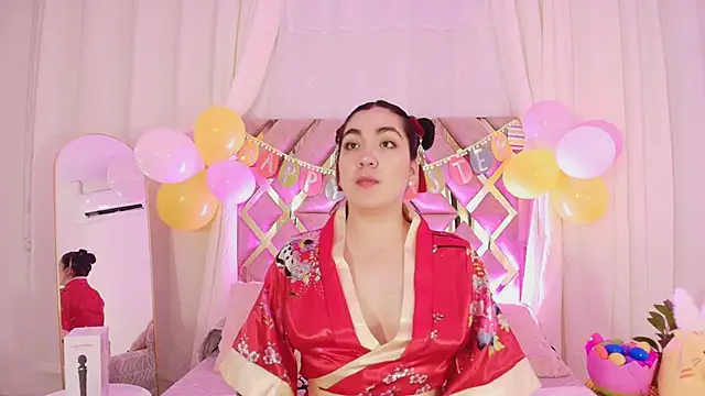 Snapshot of KathiaJenner chatting on 03/29/26, 12:07 KathiaJenner online show from 03/29/26, 12:07