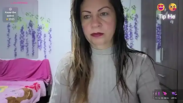 xxxMilexxx online show from 04/08/26, 11:01