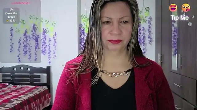 xxxMilexxx online show from 05/08/26, 11:03