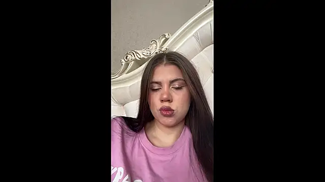 Snapshot of _wifi_ chatting on 02/06/26, 09:27 wifi online show from 02/06/26, 09:27