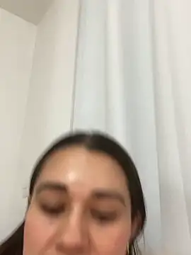 saray mendozaa online show from 05/08/26, 08:01
